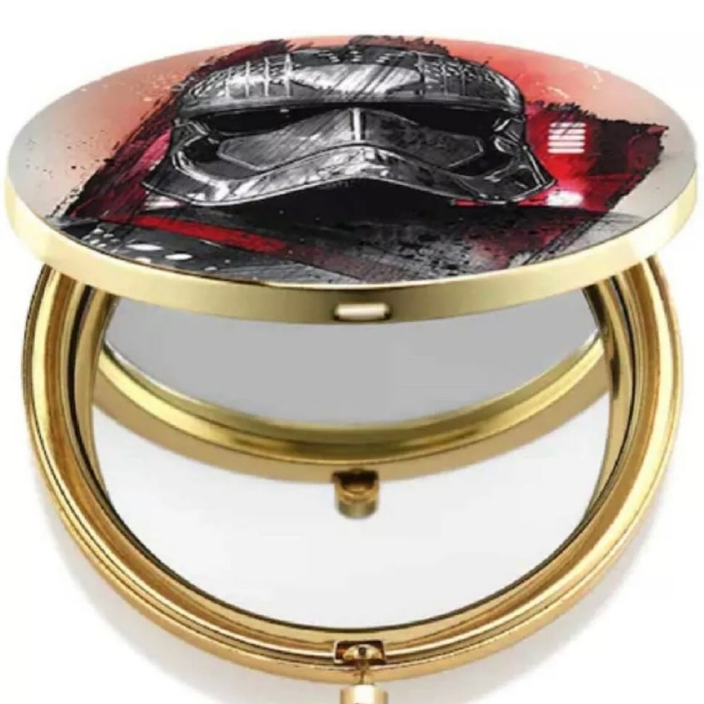 Disney Star Wars cosmetic compact mirror